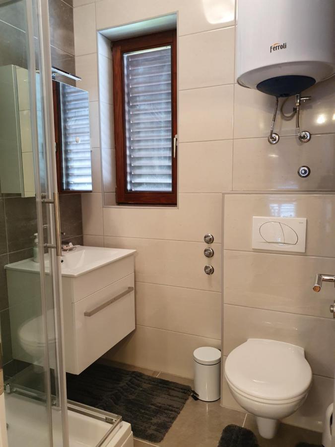 Apartmani Nada Novalja Exterior foto