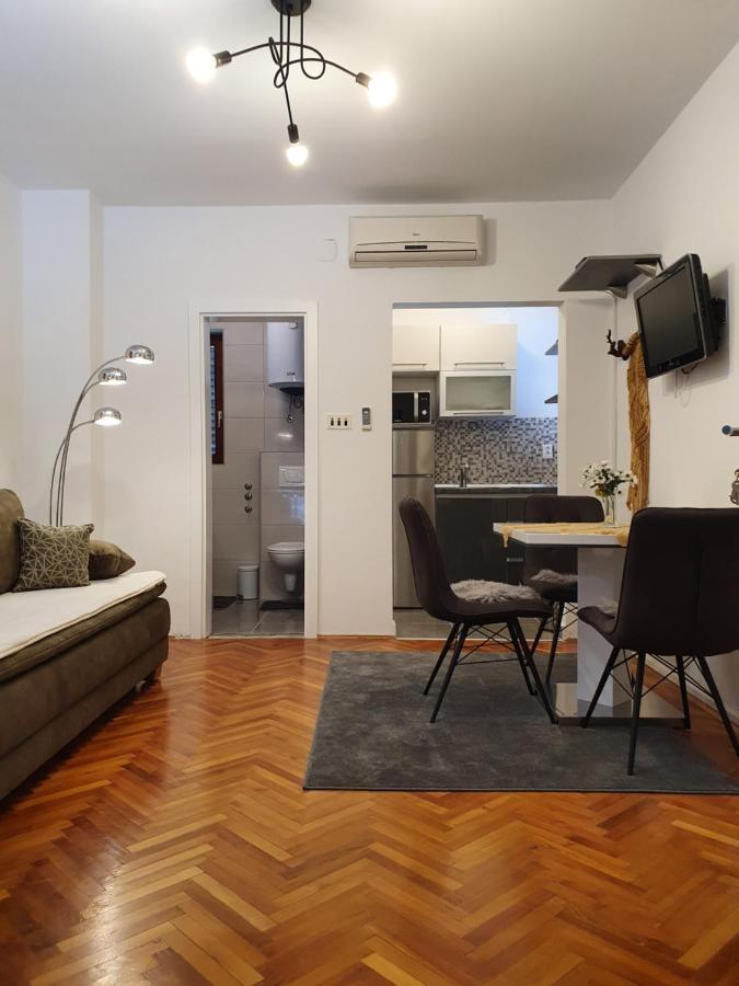 Apartmani Nada Novalja Exterior foto