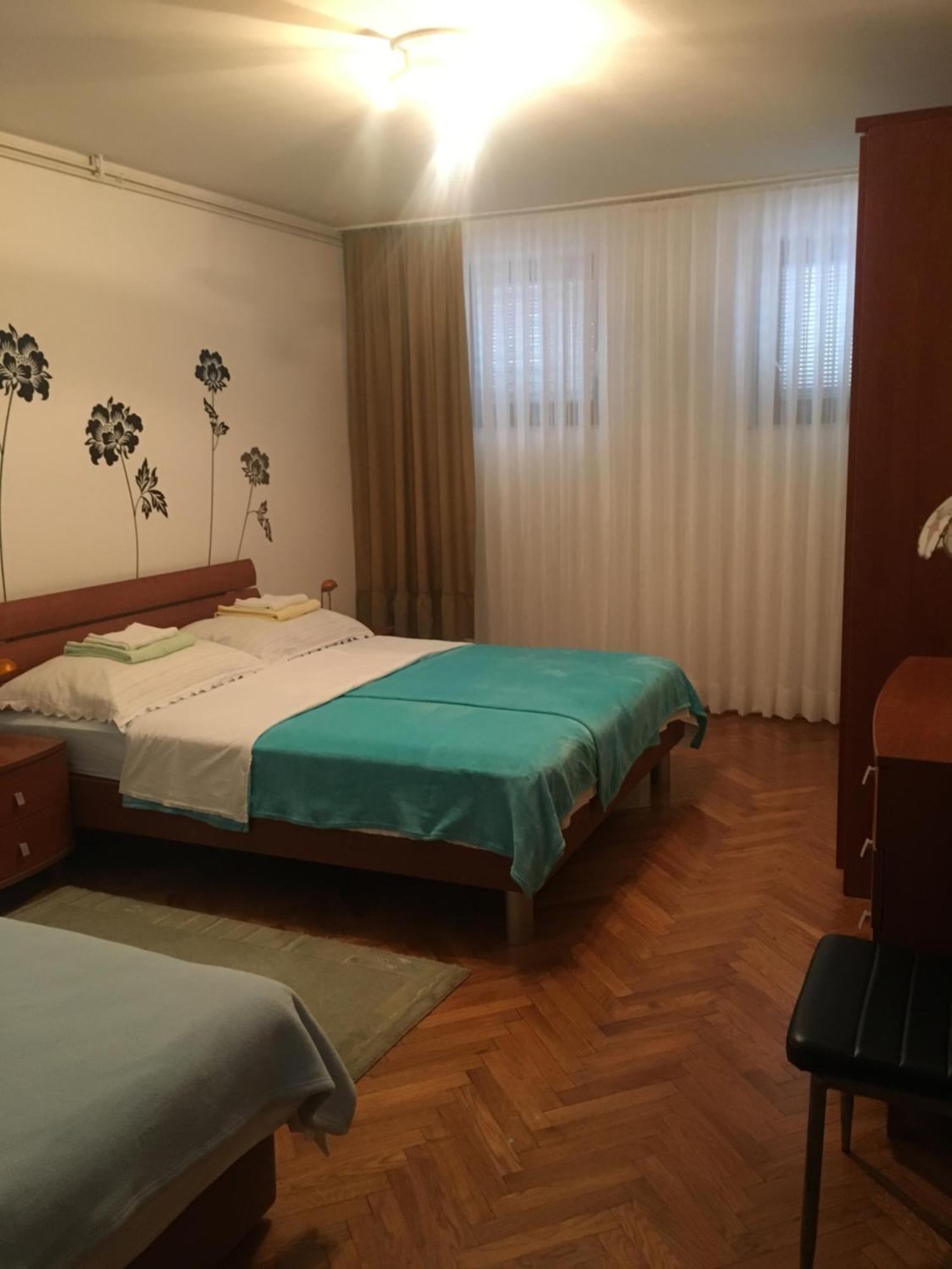 Apartmani Nada Novalja Exterior foto