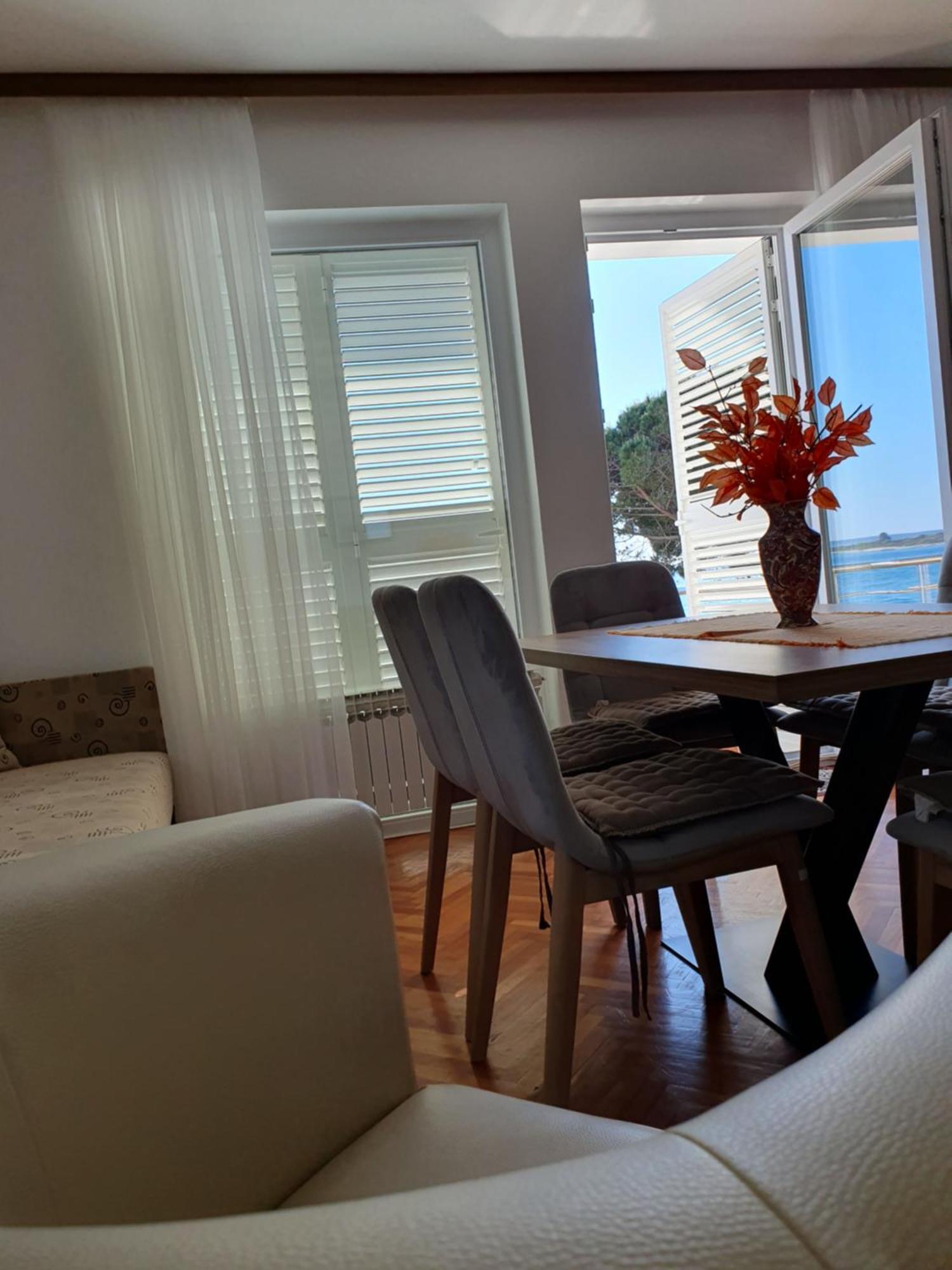 Apartmani Nada Novalja Exterior foto